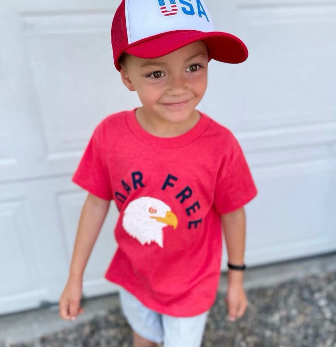 Graphic Tee | Soar Free